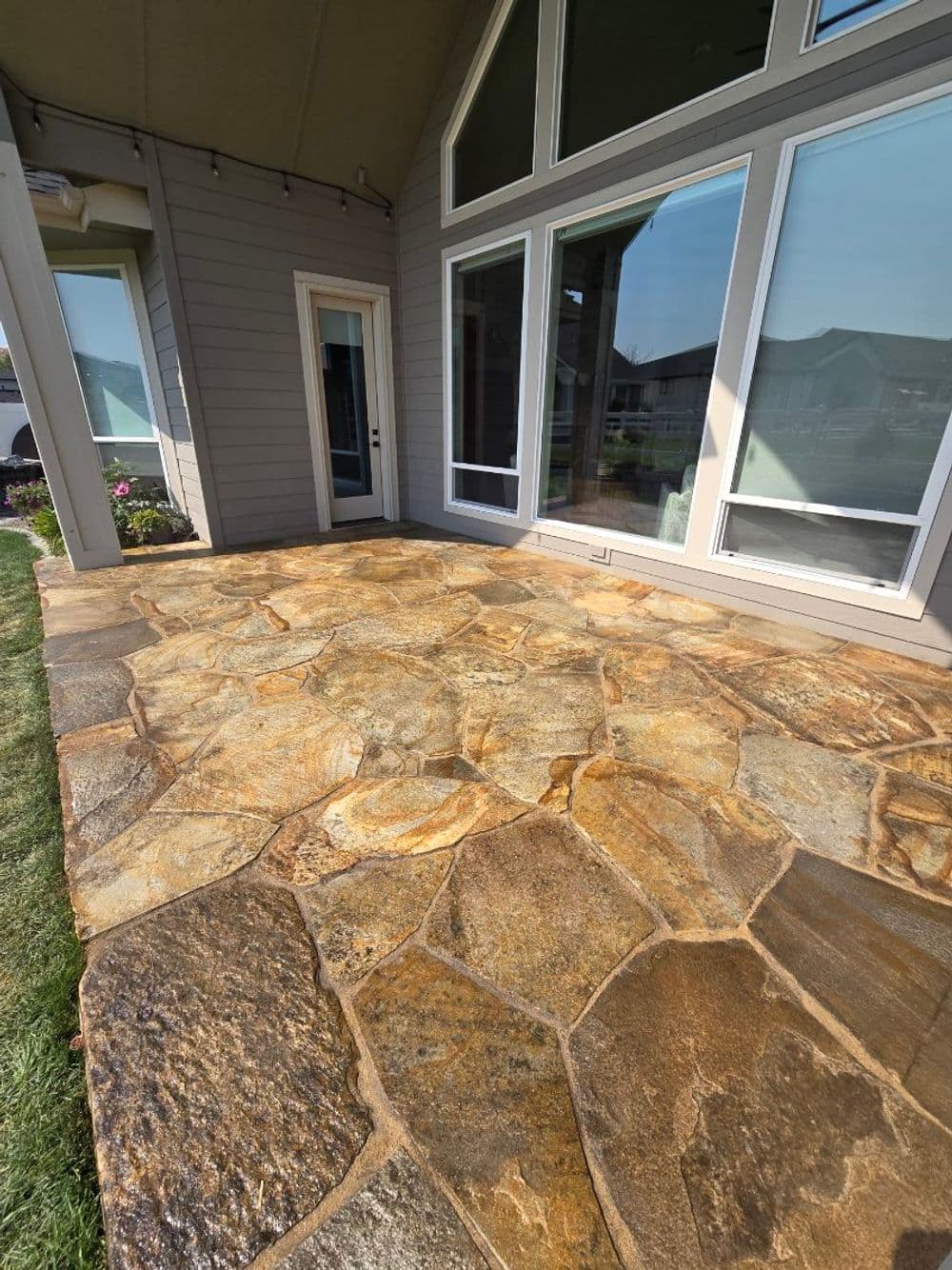 Gallery photos for Flagstone Patio: Image #2